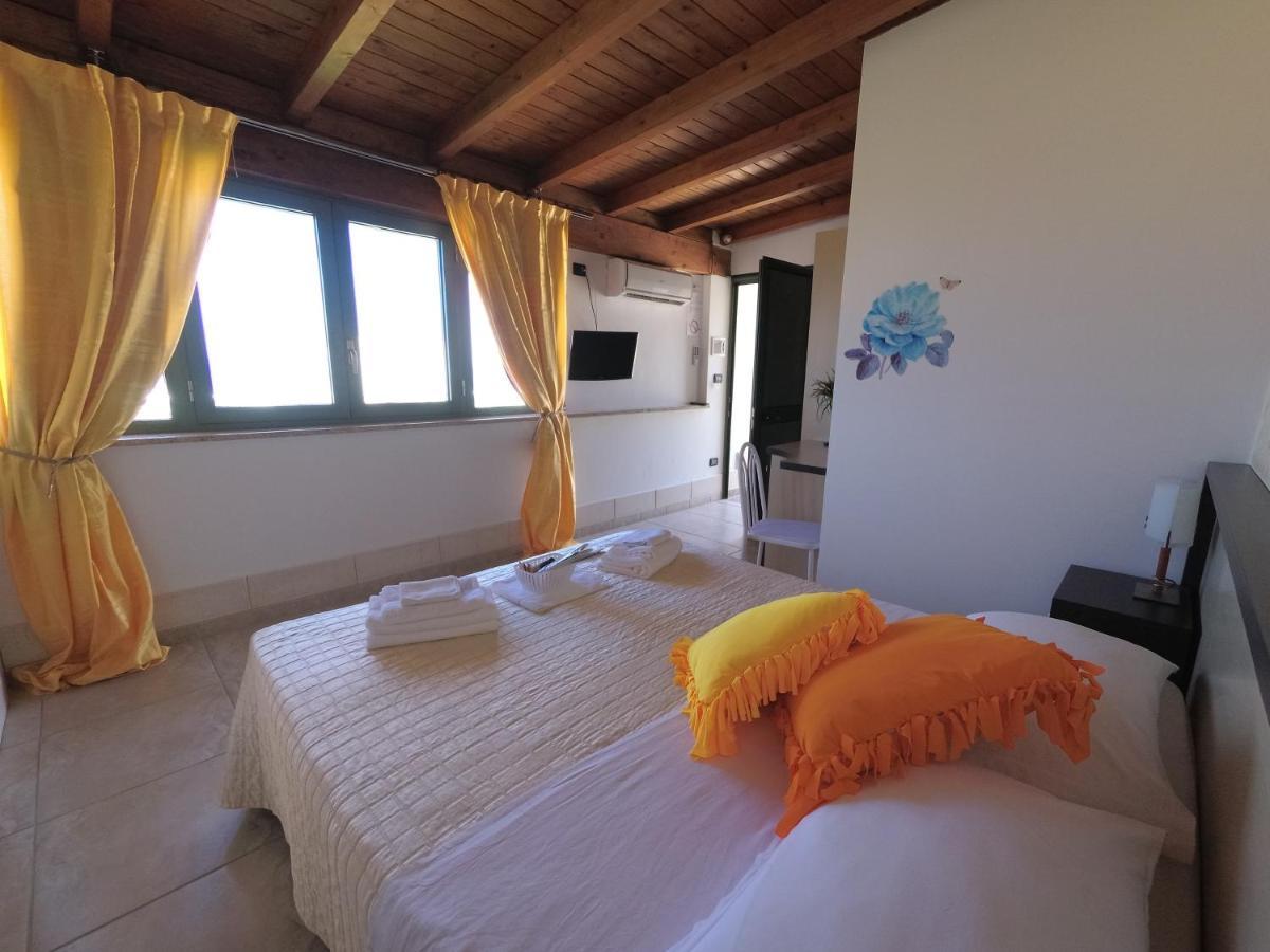 Hotel Alba Chiara Sant'Andrea Salento エクステリア 写真
